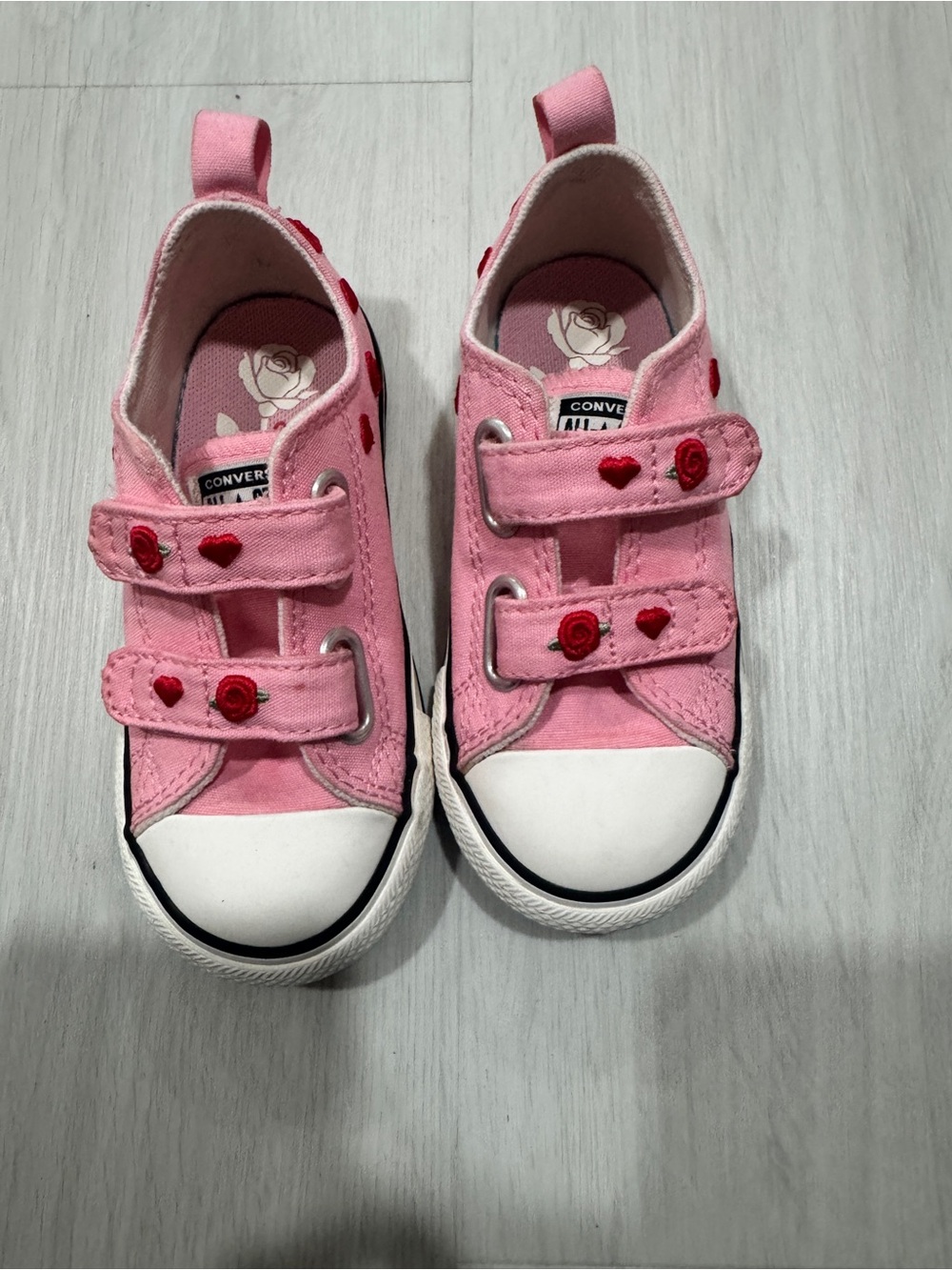 Converse Kids Pink Canvas Heart Strap Sneakers